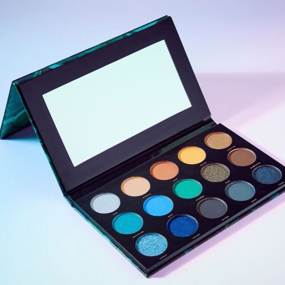 HipDot Cenote Pressed Pigment Pallette